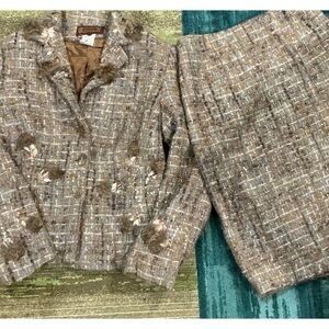Renato Nucci brown tan tweed skirt suit fur top 36 skirt 38 gorge